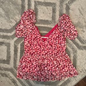 Puff sleeve francesscas top!